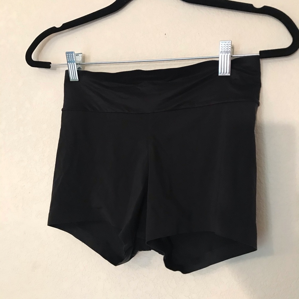 Maidenform Black Shapewear Shorts Size Medium